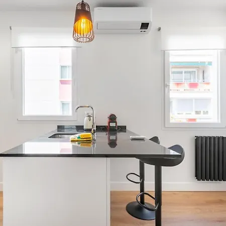 1 Bedroom 1 Bathroom Furnished - Salamanca - Modern - Mintystay Madrid Exterior photo