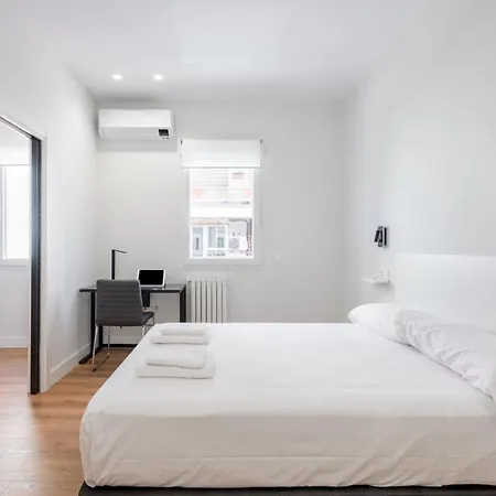 1 Bedroom 1 Bathroom Furnished - Salamanca - Modern - Mintystay Madrid Exterior photo